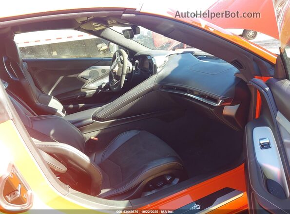 1G1Y72D46L5113071 2020 CHEVROLET CORVETTE Оранжевый Вид салона спереди