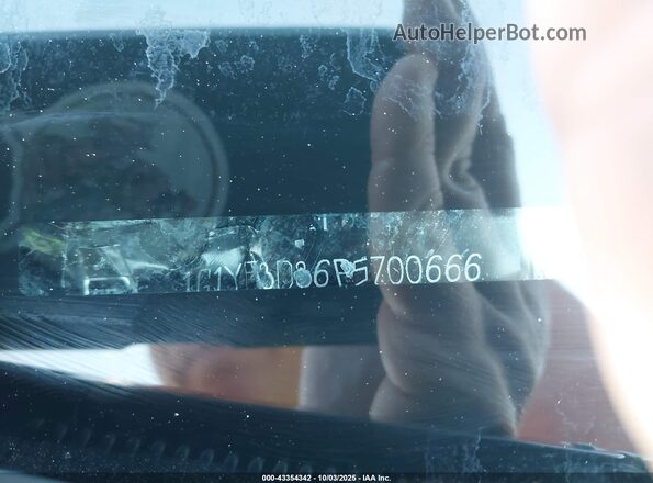 1G1YF3D36P5700666 2023 CHEVROLET CORVETTE Черный Вид подкапотного пространства