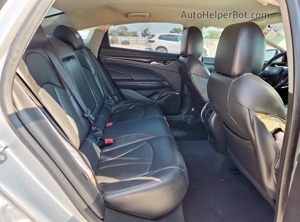 1G4ZP5SZXJU133060 2018 BUICK LACROSSE Серебряный Вид задних сидений