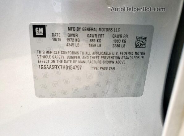 1G6AA5RX7H0154797 2017 CADILLAC ATS Silver Engine compartment view