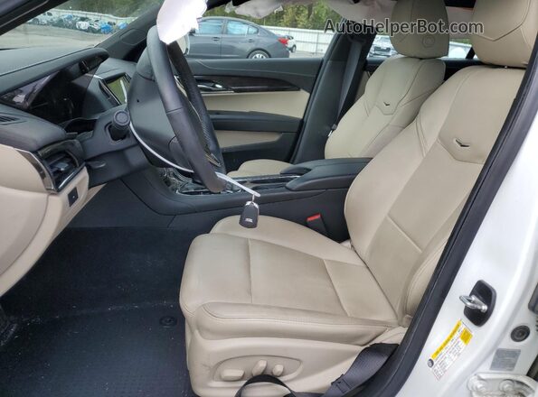 1G6AF5RX3J0103370 2018 CADILLAC ATS White Front interior view
