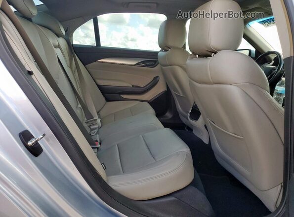 1G6AX5SX0H0156643 2017 CADILLAC CTS Синий Вид задних сидений