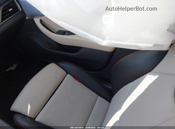 1G6DR5RW2R0131684 2024 CADILLAC CT5 Белый Вид салона спереди
