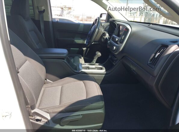 1GCGSCEN8M1174624 2021 CHEVROLET COLORADO Белый Вид салона спереди