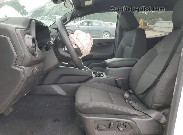 1GCPSBEK0S1208004 2025 CHEVROLET COLORADO Белый Вид салона спереди
