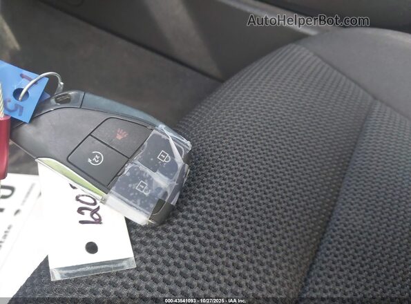 1GCPSCEK4S1185106 2025 CHEVROLET COLORADO Белый Вид панели приборов