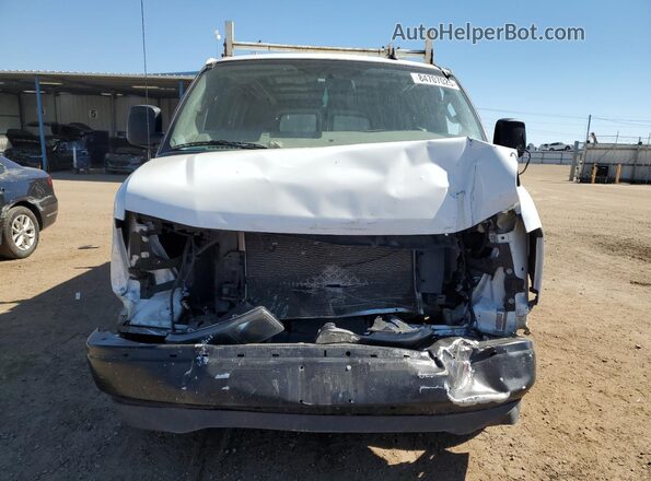 1GCWGAF70N1235841 2022 CHEVROLET EXPRESS White Widok z przodu