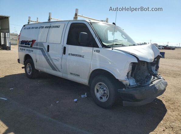 1GCWGAF70N1235841 2022 CHEVROLET EXPRESS White Przód prawy