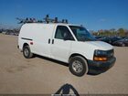2018 Chevrolet Express 2500 Work Van White vin: 1GCWGAFP0J1335951