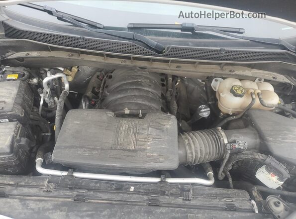 1GNSKCKD3PR332130 2023 CHEVROLET SUBURBAN Белый Вид подкапотного пространства