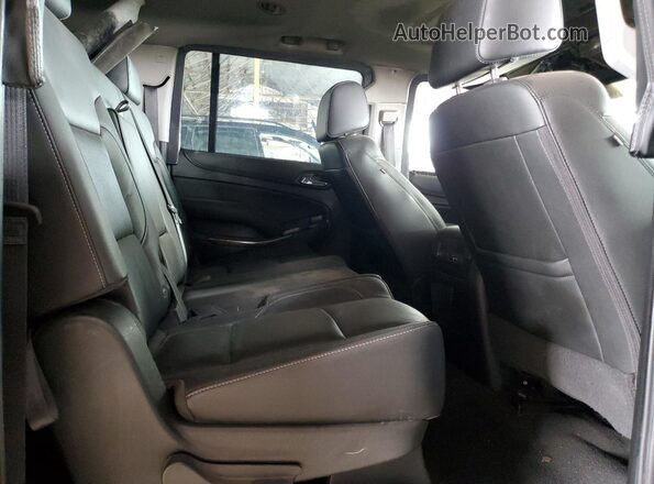 1GNSKHKC1LR156323 2020 CHEVROLET SUBURBAN Серебряный Вид задней части салона