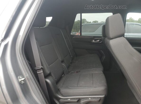1GNSKLED8MR319736 2021 CHEVROLET TAHOE Gray Vista interior trasera