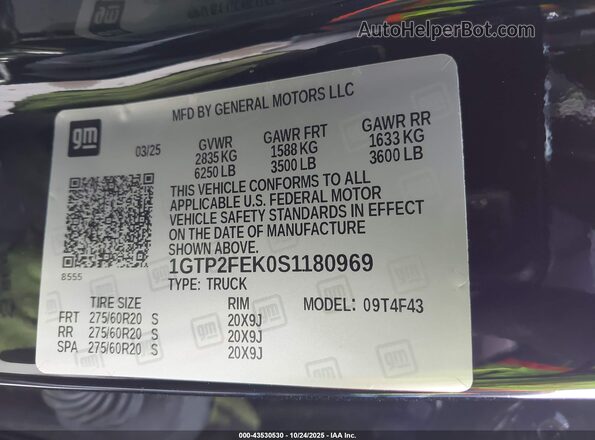 1GTP2FEK0S1180969 2025 GMC CANYON Black Vista del compartimento del motor