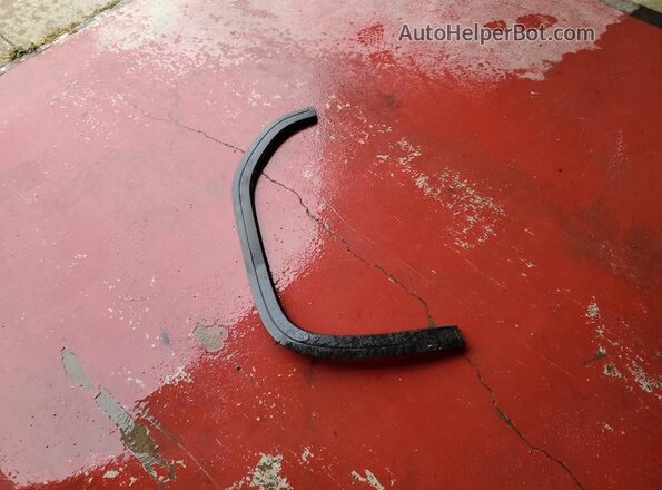 1GTUUEE82PZ189869 2023 GMC SIERRA Бордовый Вид наклейки с VIN-кодом