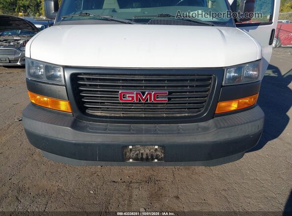 1GTW7AFG1K1325575 2019 GMC SAVANA 2500 Белый Вид спереди