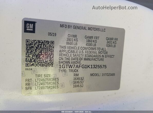 1GTW7AFG1K1325575 2019 GMC SAVANA 2500 Белый Вид подкапотного пространства