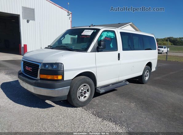 1GTW7AFP1P1160540 2023 GMC SAVANA CARGO Белый Передняя левая четверть
