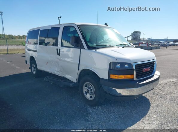 1GTW7AFP1P1160540 2023 GMC SAVANA CARGO Белый Передняя правая четверть