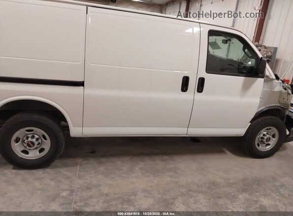 1GTW7AFP3P1192325 2023 GMC SAVANA CARGO Белый Вид задней части салона