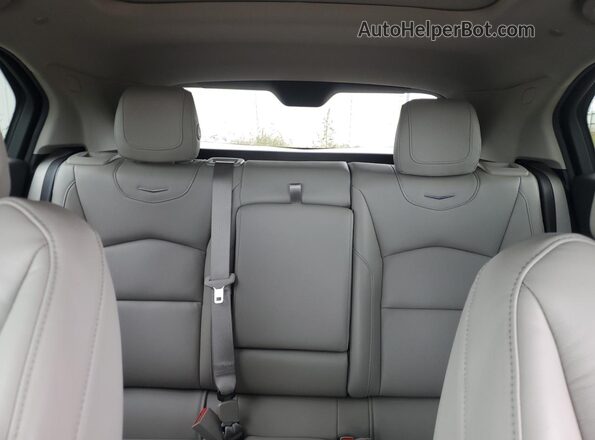 1GYFZDR44NF100839 2022 CADILLAC XT4 Белый Вид задних сидений