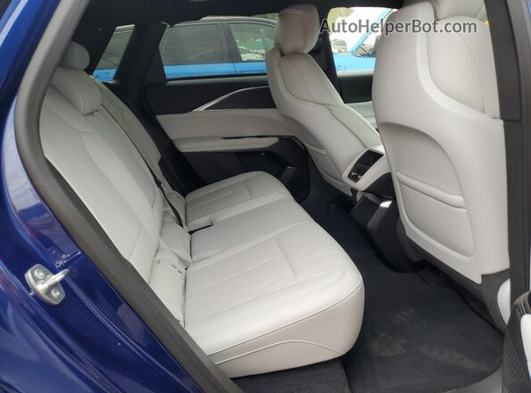 1GYKPPRL0RZ139476 2024 CADILLAC OTHER Blue Вид задньої частини салону