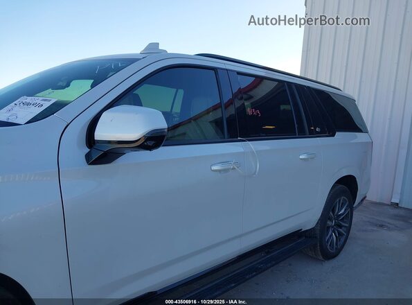 1GYS4PKL2PR144436 2023 CADILLAC ESCALADE White Widok wnętrza z tyłu