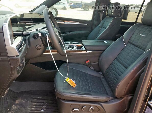 1GYS9GRL0SR192579 2025 CADILLAC ESCALADE Черный Вид салона спереди