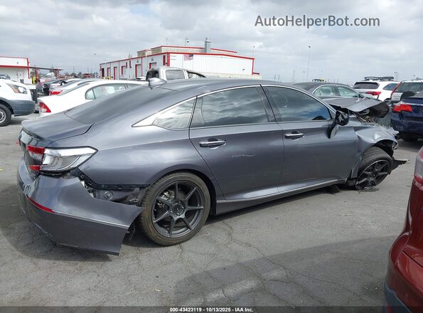 1HGCV2F93JA010017 2018 HONDA ACCORD Серый Вид задней части салона