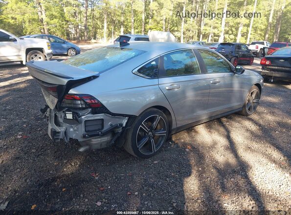 1HGCY2F56SA029490 2025 HONDA ACCORD HYBRID Серебряный Задняя правая четверть