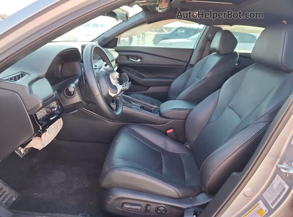 1HGCY2F77PA038711 2023 HONDA ACCORD Серебряный Вид салона спереди