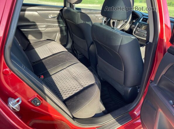 1N4AL3AP5GC135322 2016 NISSAN ALTIMA Red Front interior view