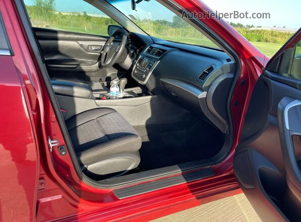 1N4AL3AP5GC135322 2016 NISSAN ALTIMA Red Rear view