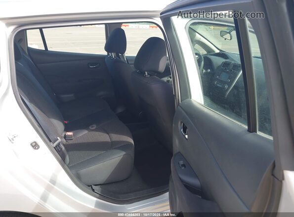 1N4AZ0CP2GC309504 2016 NISSAN LEAF Silver Widok naklejki z numerem VIN