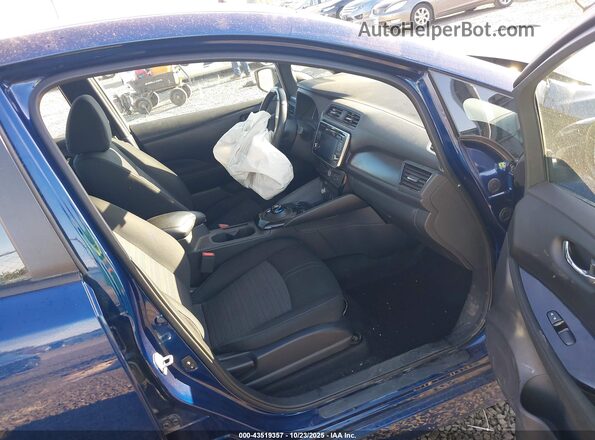 1N4AZ1CPXJC303365 2018 NISSAN LEAF Blue Vista interior delantera