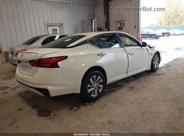 1N4BL4BV3MN420916 2021 NISSAN ALTIMA Белый Задняя правая четверть