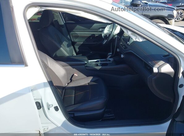 1N4BL4CV7MN384145 2021 NISSAN ALTIMA White Սալոնի դիմացի տեսք