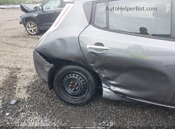 1N4BZ0CP0HC303755 2017 NISSAN LEAF Серебряный Вид спереди