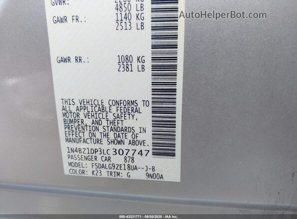 1N4BZ1DP3LC307747 2020 NISSAN LEAF Silver Widok komory silnika