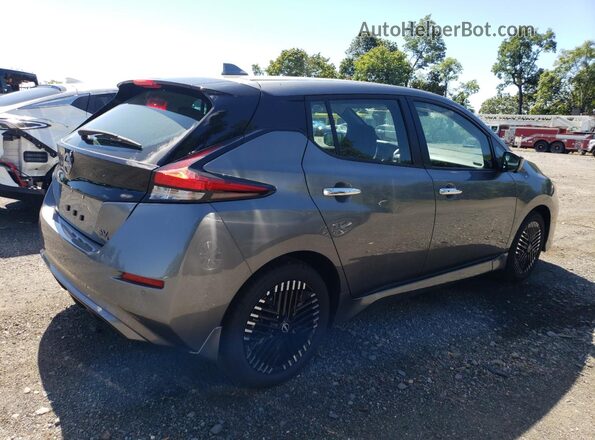 1N4CZ1CVXSC558400 2025 NISSAN LEAF Gray Trasero derecho