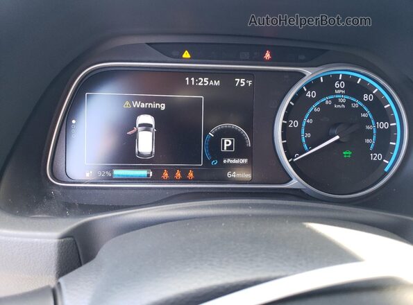 1N4CZ1CVXSC558400 2025 NISSAN LEAF Gray Vista del cuadro de instrumentos
