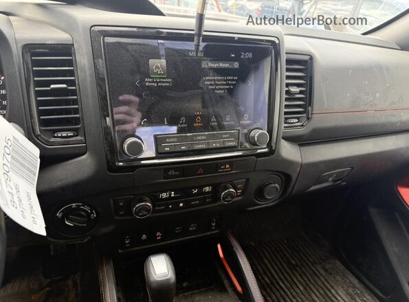 1N6ED1EK4RN600978 2024 NISSAN FRONTIER Beige Vista del salpicadero