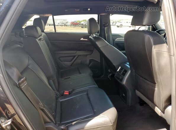 1V25E2CA4LC226809 2020 VOLKSWAGEN ATLAS Черный Вид задних сидений