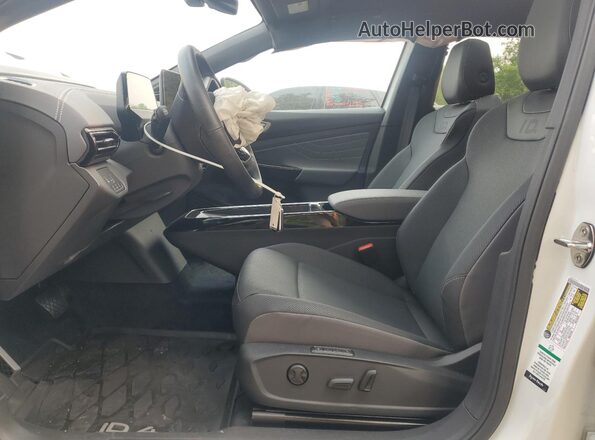 1V2ASPE88SC001368 2025 VOLKSWAGEN ID.4 White Vista interior delantera