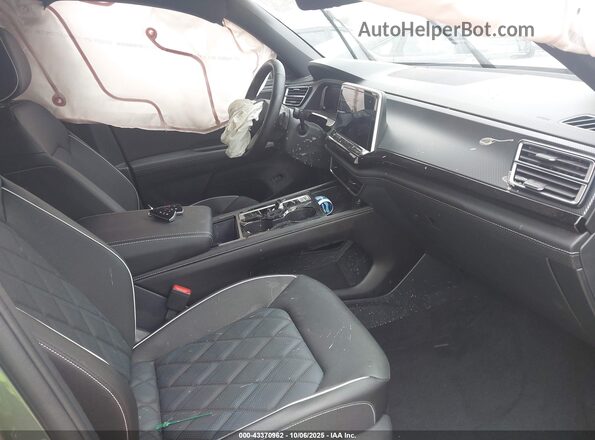 1V2FE2CA5SC203882 2025 VOLKSWAGEN ATLAS Gray Вид салону спереду