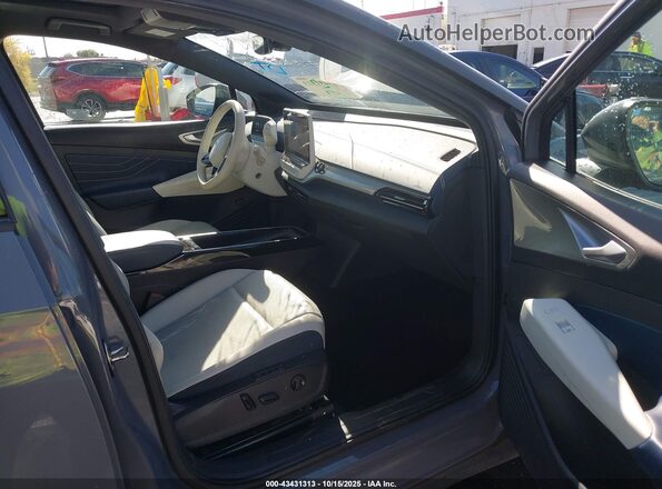1V2GNPE87PC002424 2023 VOLKSWAGEN ID.4 Серый Вид салона спереди