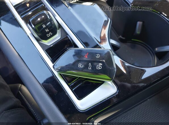 1V2HR2CA0SC508767 2025 VOLKSWAGEN ATLAS Серебряный Вид панели приборов