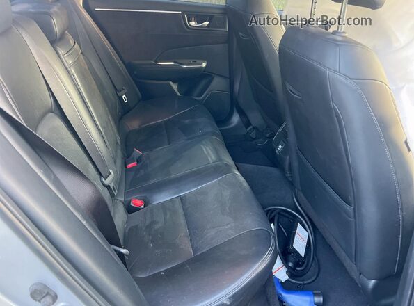 JHMZC5F30KC000500 2019 HONDA CLARITY Серебряный Вид салона спереди