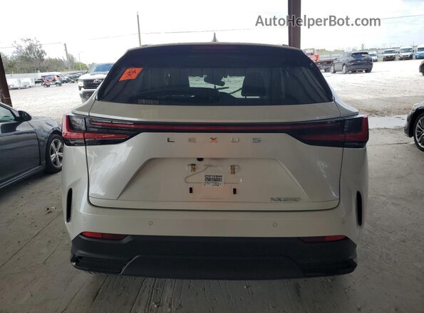 JTJGDCAZ4S2015753 2025 LEXUS NX Белый Вид салона спереди