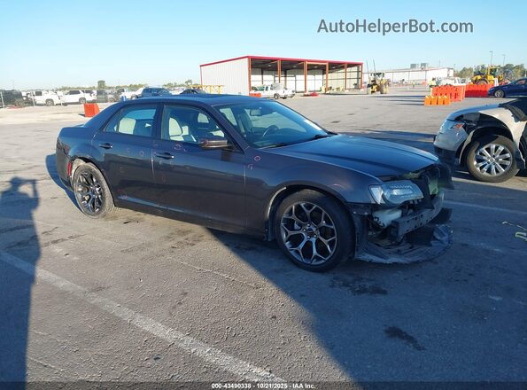 2C3CCABG6JH142973 2018 CHRYSLER 300 Серый Передняя правая четверть