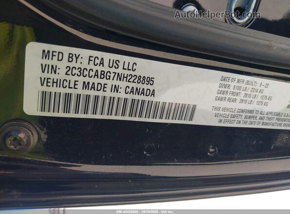 2C3CCABG7NH228895 2022 CHRYSLER 300 Black Вид підкапотного простору
